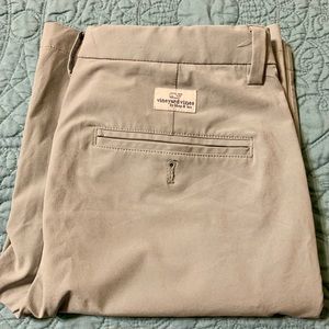 Boys performance grey Vineyard Vines